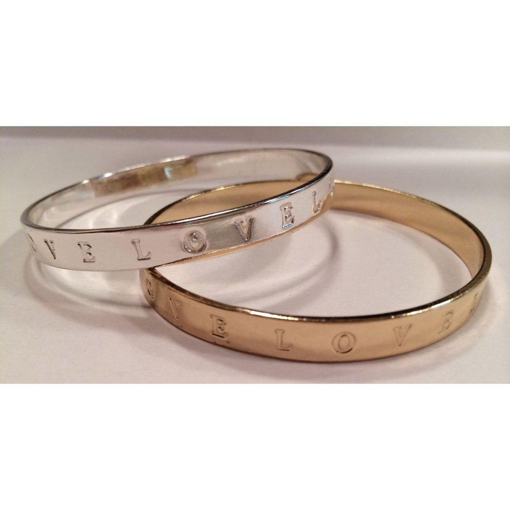 LOVE Bangle-Silver - Picture 5 of 11